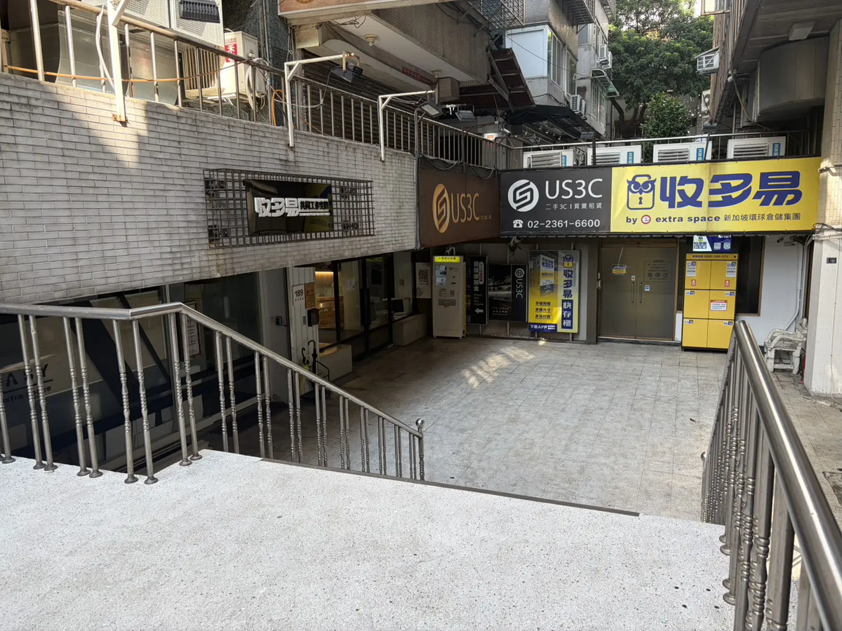 US3C 台北小南門店機台 現場實景視角 2