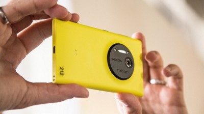 收購Nokia Lumia 1020